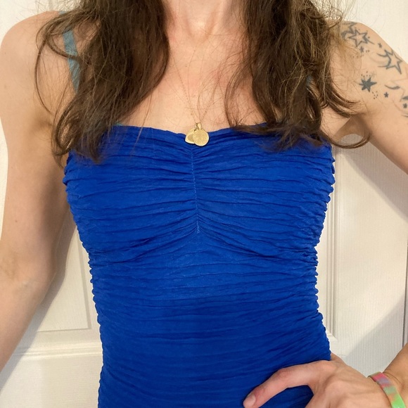 Size 0 strapless blue ruched dress. - Picture 3 of 7